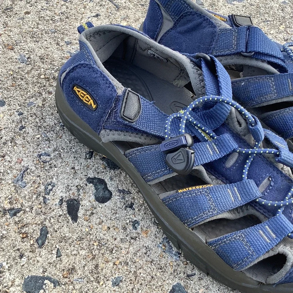 Keen Newport H2 Waterproof Hiking Sandals Blue Yellow Mens Outdoor Water Size 5
